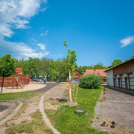 Beach Hostel Balatonboglár Exteriér fotografie