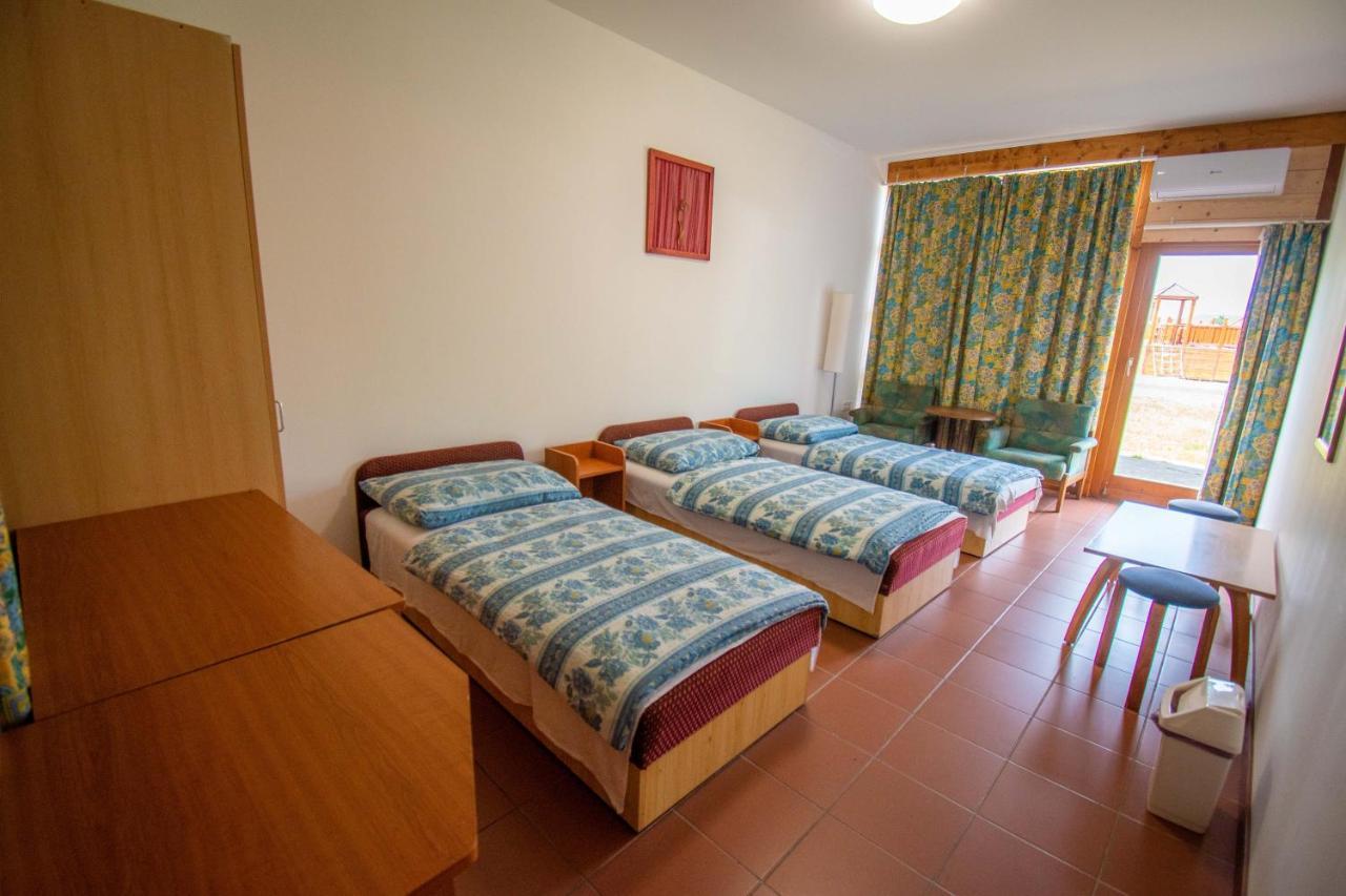 Beach Hostel Balatonboglár Exteriér fotografie